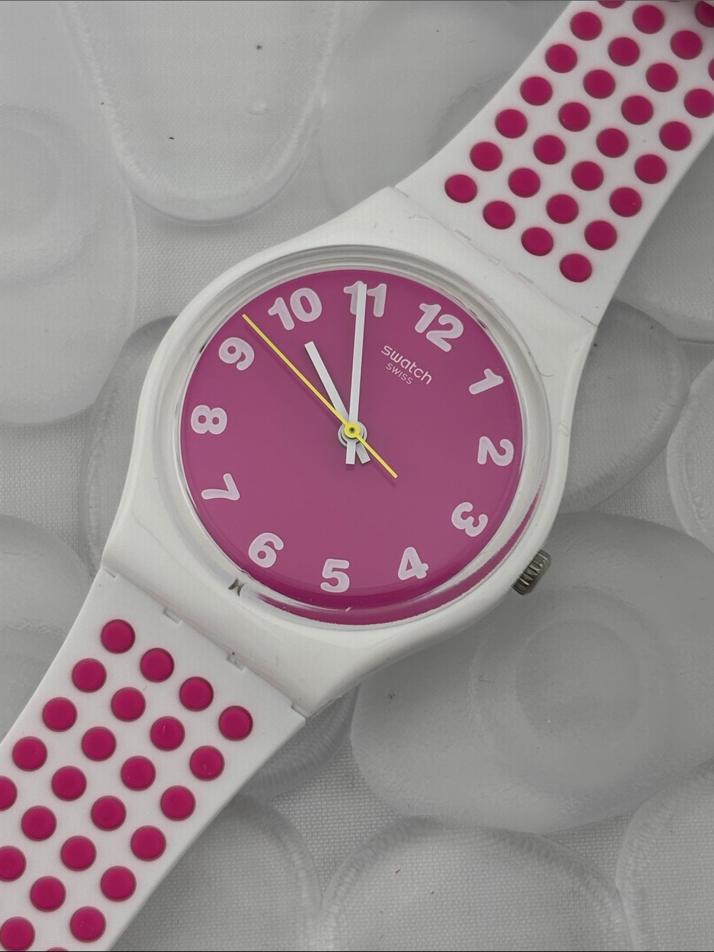 Swatch Watch - GW190 - PINKDOTS